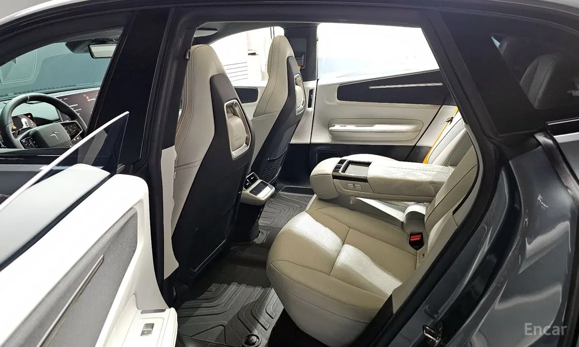 Polestar 4 2024 Long Range Duel Moter