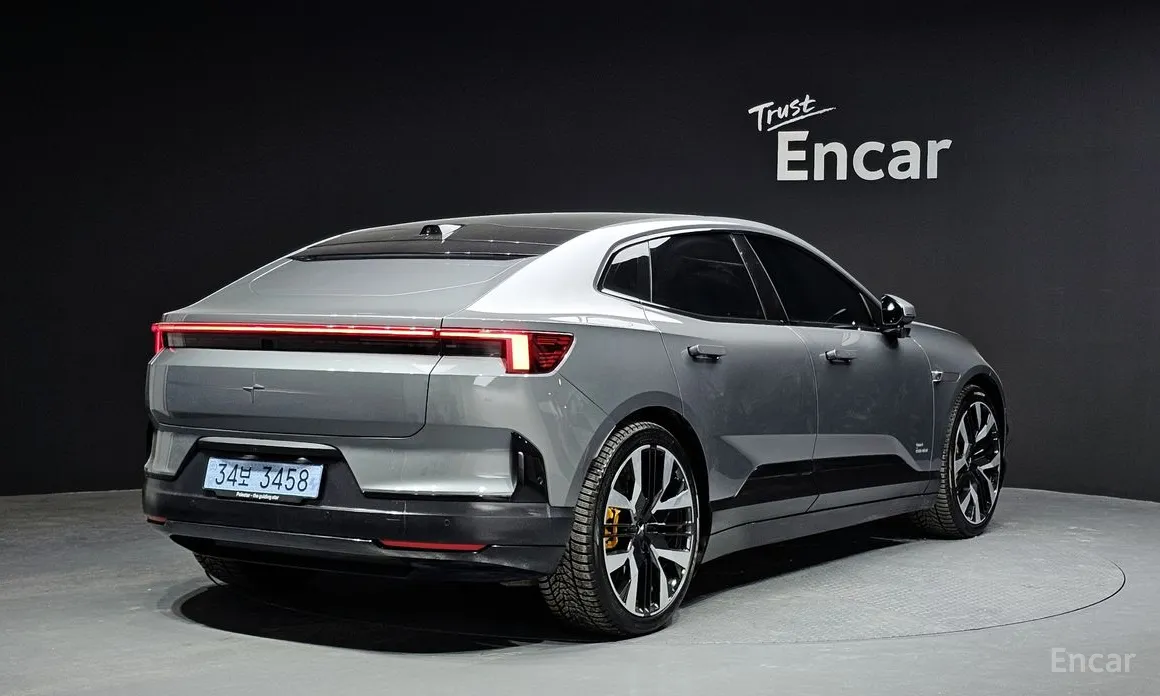 Polestar 4 2024 Long Range Duel Moter