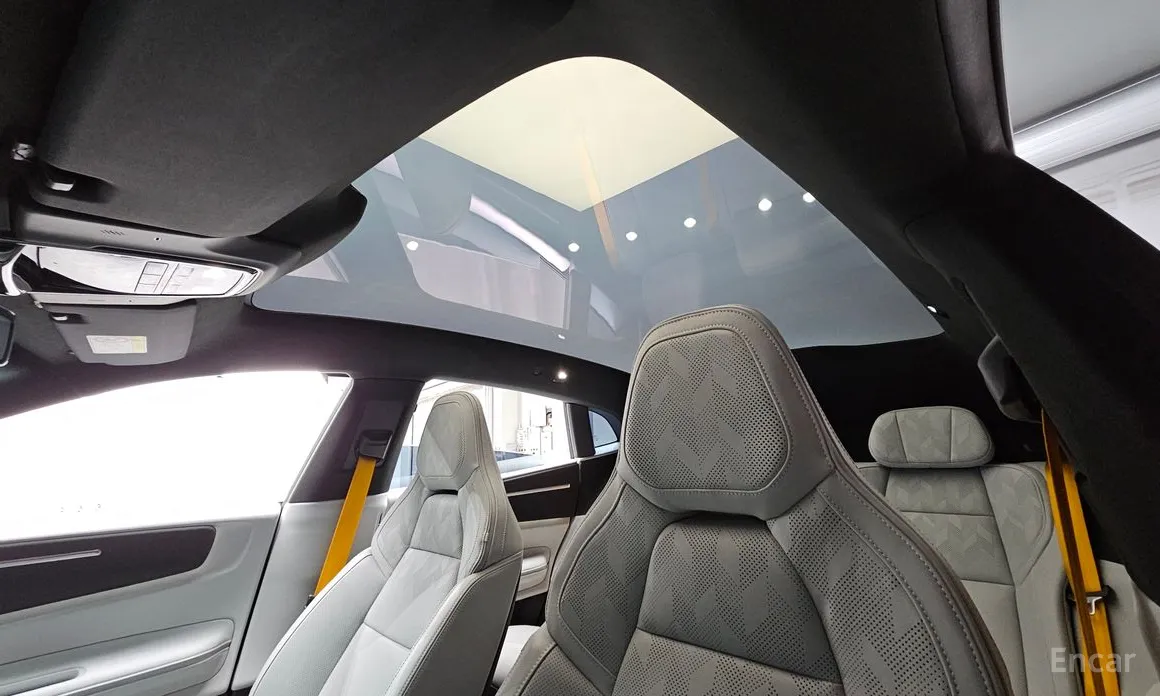 Polestar 4 2024 Long Range Duel Moter