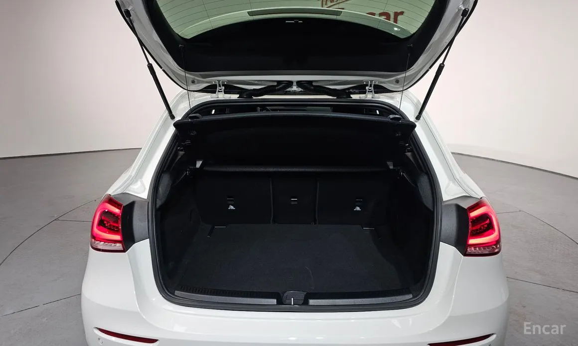 Mercedes-Benz A-Class 2019 A220 Hatchback