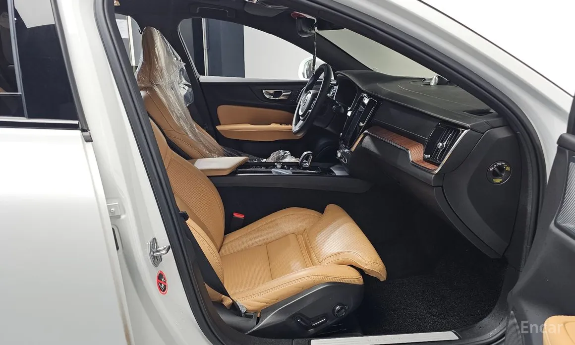 Volvo V60 2019 B5 Pro AWD