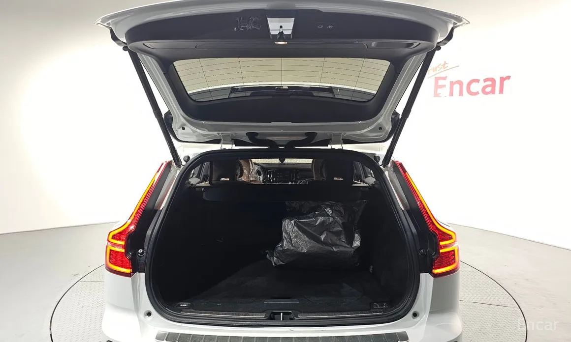 Volvo V60 2019 B5 Pro AWD