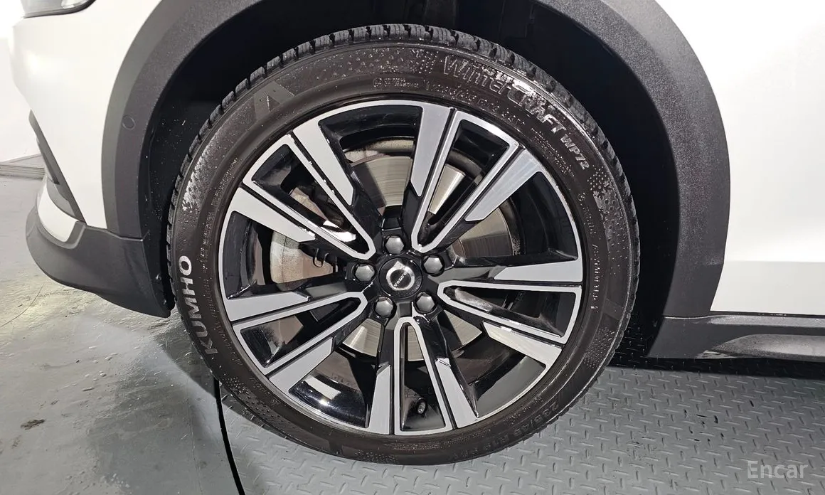 Volvo V60 2019 B5 Pro AWD