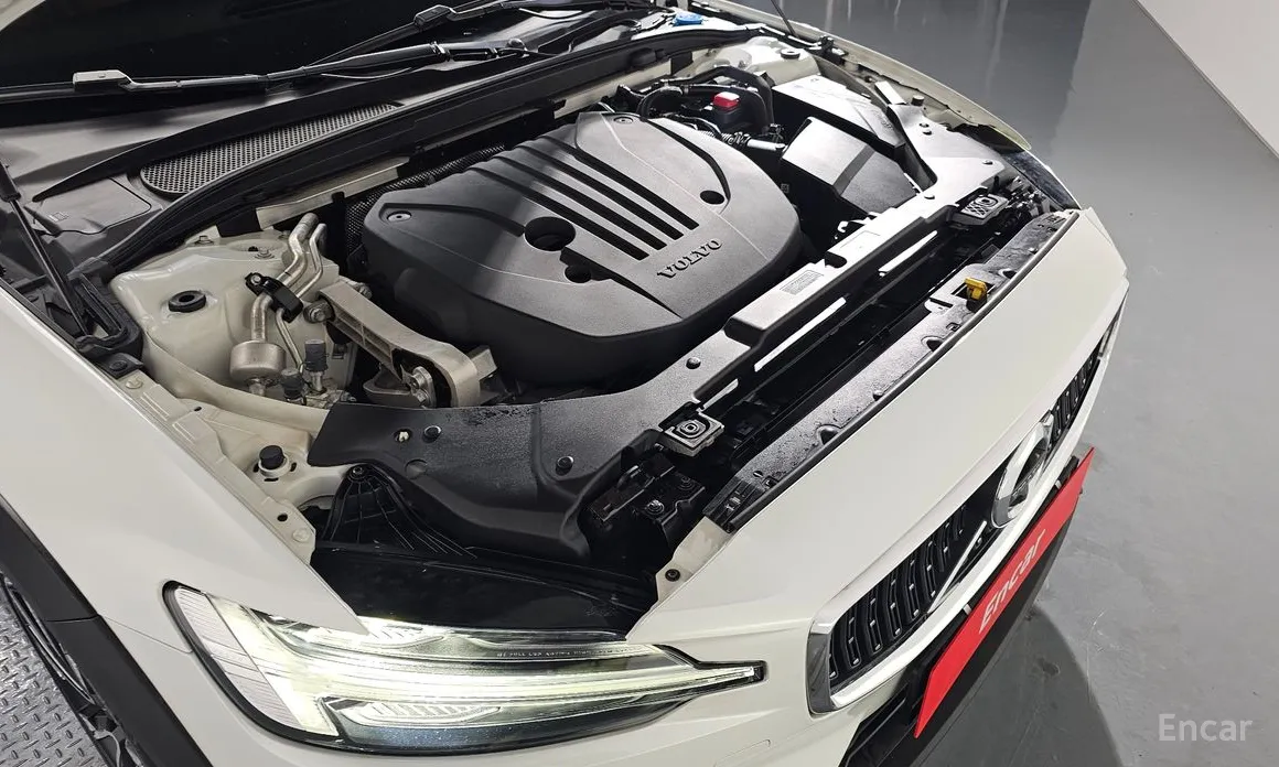 Volvo V60 2019 B5 Pro AWD