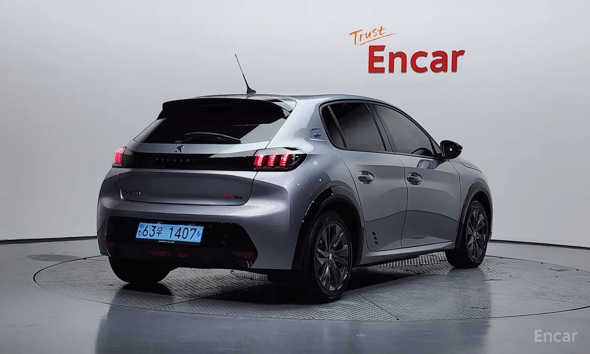2020 Peugeot 208
