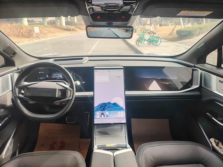 HiPhi Y 2023 2023款 560km 先锋版