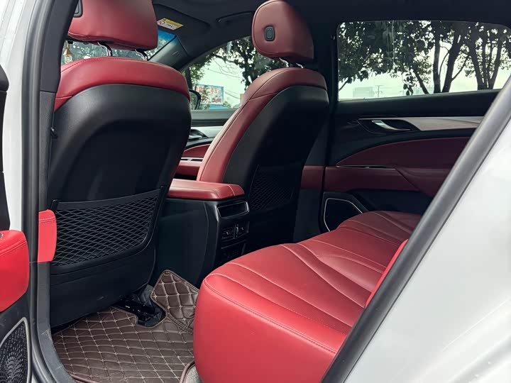 Geely Emgrand GT 2021 2021款 1.8T 国风版