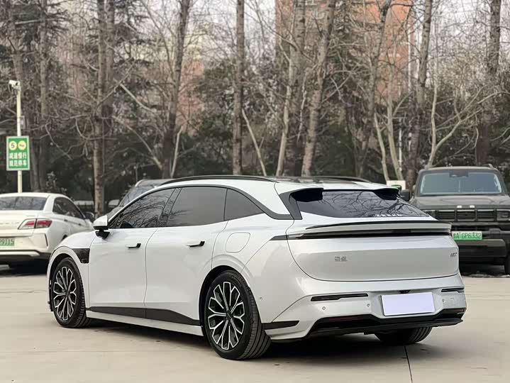 Zeekr 007 GT 2025 2025款 四驱智驾版 75kWh