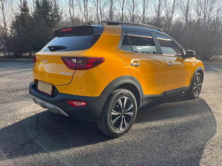 2021 Kia KX1