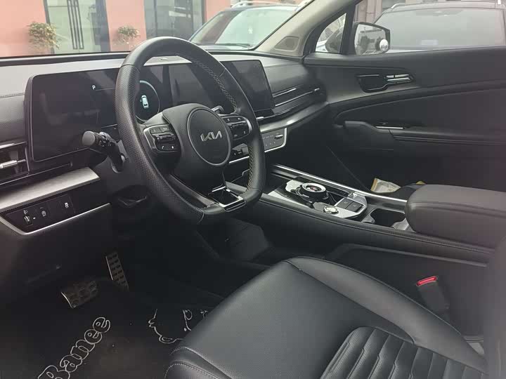 Kia Sportage 2023 2023款 2.0T 两驱尊贵版