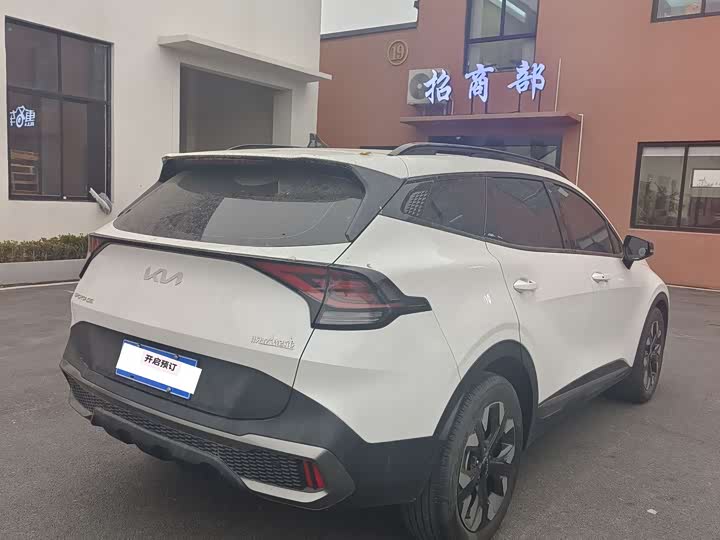 Kia Sportage 2023 2023款 2.0T 两驱尊贵版