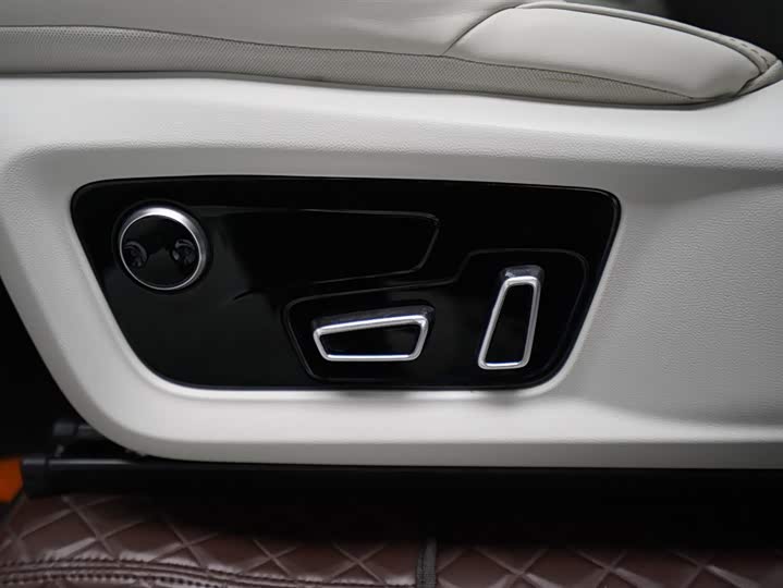 Dongfeng Forthing Yacht 2024 2024款 1.5T DCT 观海版