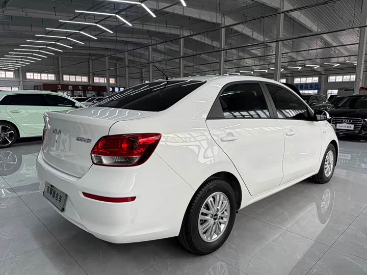 Kia Pegas 2020 2020款 改款 1.4L 自动精英互联版