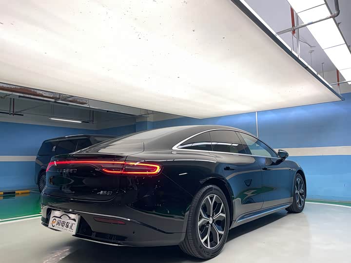 Luxeed S7 2025 2025款 705km Pro