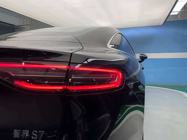 Luxeed S7 2025 2025款 705km Pro
