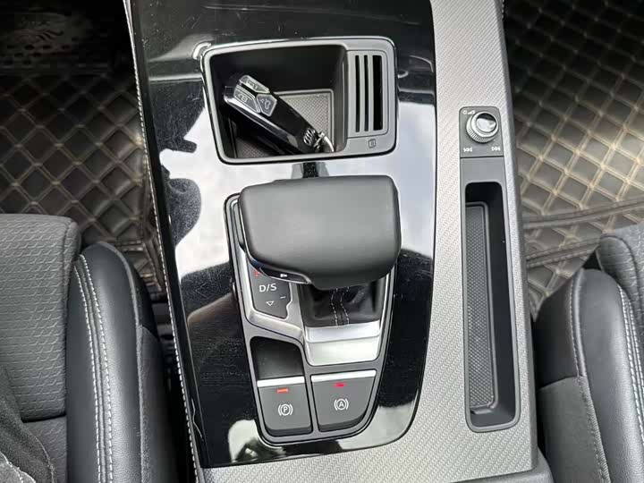 Audi Q5L Sportback 2022 2022款 40 TFSI 豪华型