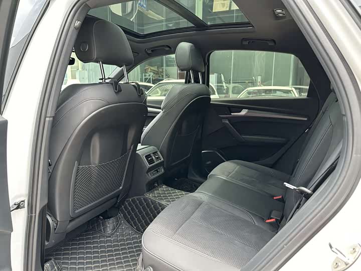 Audi Q5L Sportback 2022 2022款 40 TFSI 豪华型