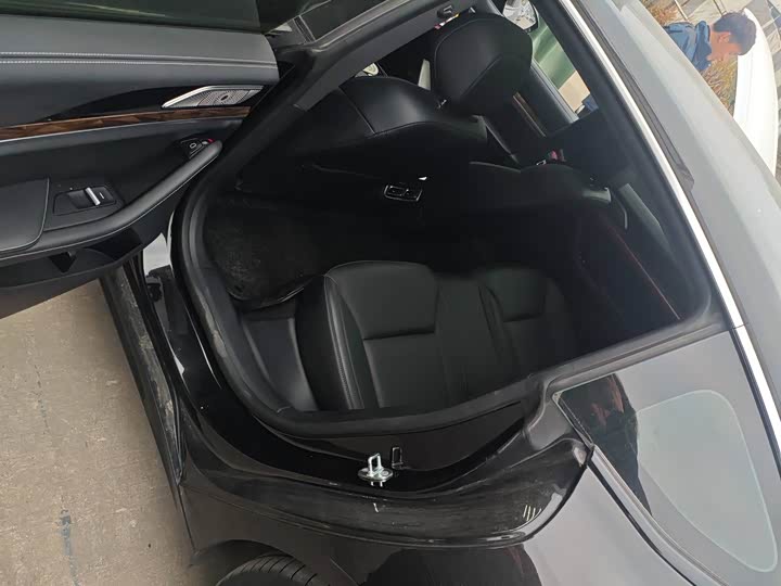 Hozon S 2022 2022款 纯电 715km 后驱大版