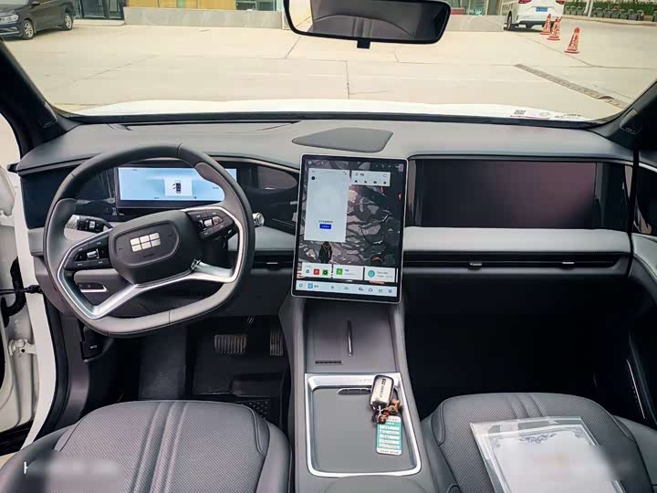 Geely Galaxy L7 2025 2025款 EM-i 115km 探索版