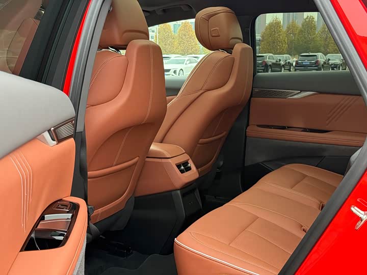 Cadillac Optiq 2024 2024款 四驱长续航版