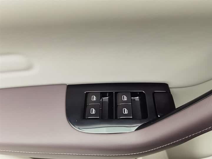 Leapmotor C11 2024 2024款 增程 300智享版