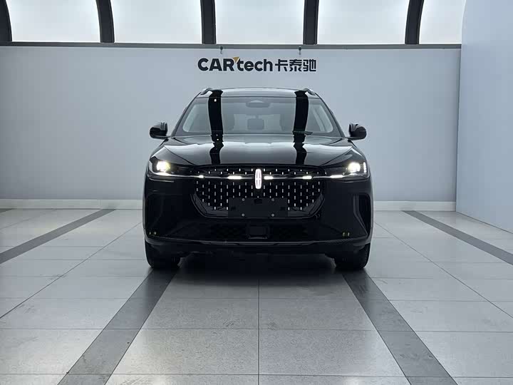 Lincoln Nautilus 2025 2025款 2.0T 四驱尊逸混动版