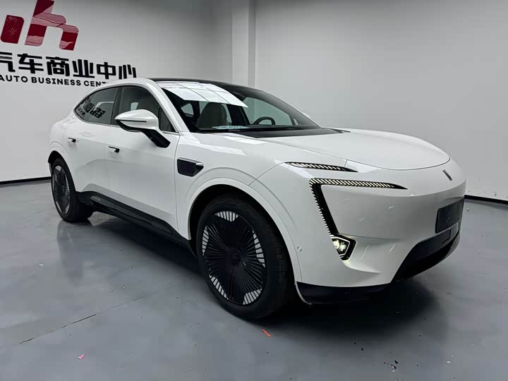 Avatr 11 2024 2024款 630 三激光后驱版