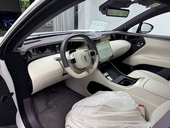 Avatr 11 2024 2024款 630 三激光后驱版