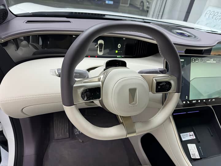 Avatr 11 2024 2024款 630 三激光后驱版