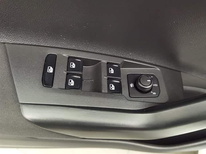 Volkswagen Polo 2023 2023款 改款 Plus 1.5L 自动纵情乐活版