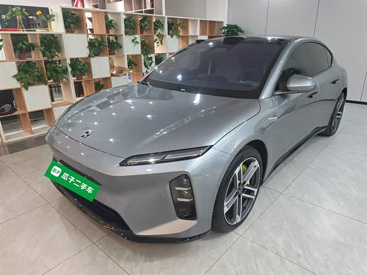2025 Nio ET5