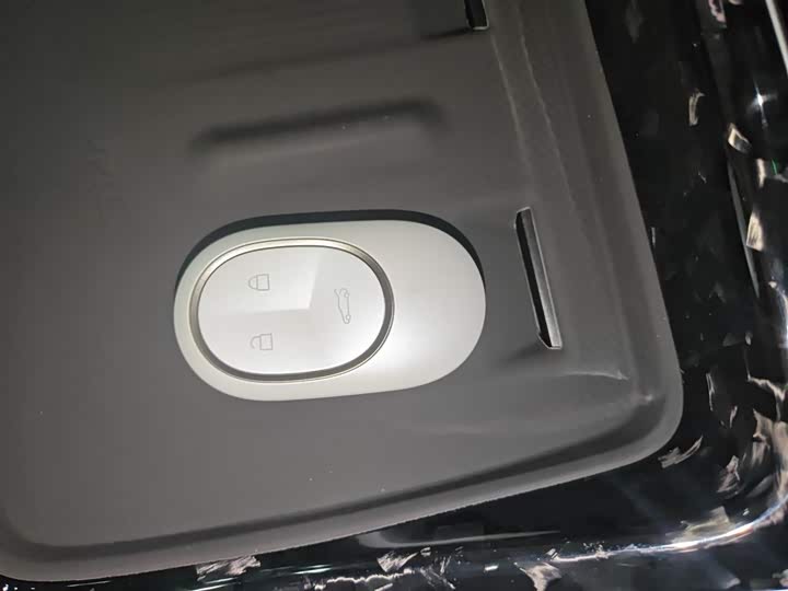 Nio ET5 2025 2025款 冠军纪念版 75kWh