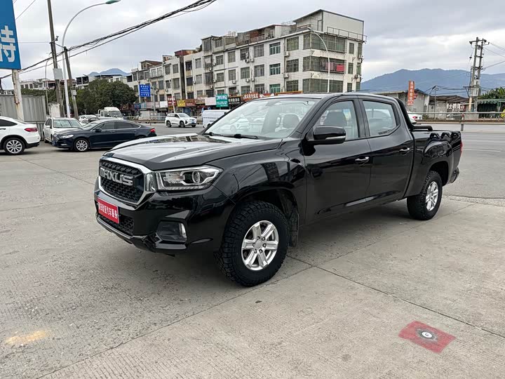 Maxus T70 2020 2020款 2.0T汽油自动四驱旗舰型长箱高底盘