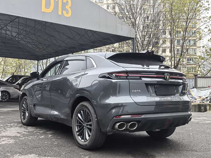 Changan UNI-K 2024 2024款 2.0T 两驱悦尚型