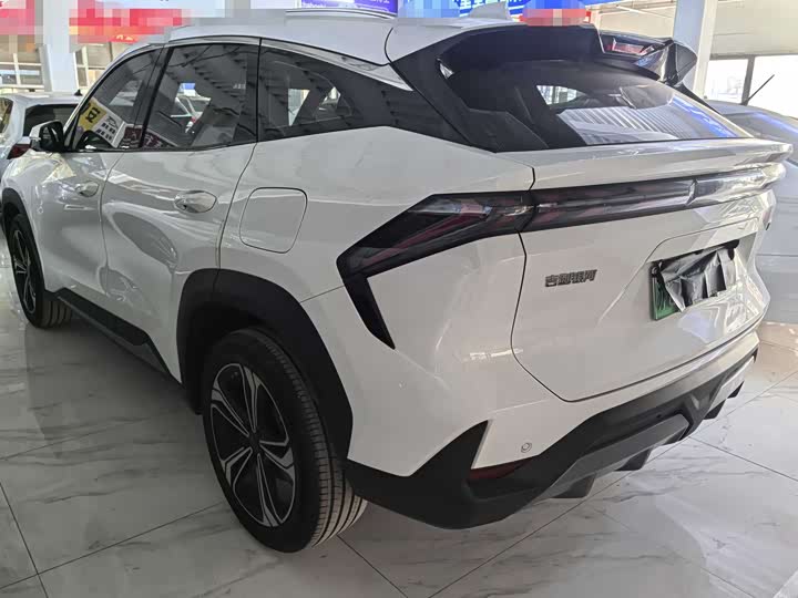 Geely Galaxy L7 2025 2025款 EM-i 115km 探索版