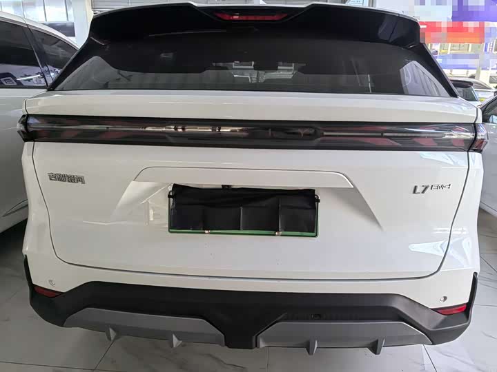 Geely Galaxy L7 2025 2025款 EM-i 115km 探索版