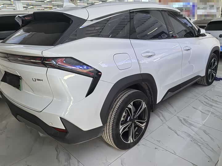 Geely Galaxy L7 2025 2025款 EM-i 115km 探索版