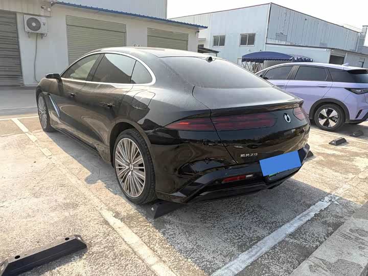 Denza Z9 2024 2024款 1100km 四驱Ultra版