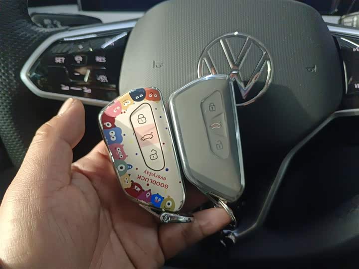 Volkswagen Tavendor 2023 2023款 380TSI 四驱R-Line巡游版