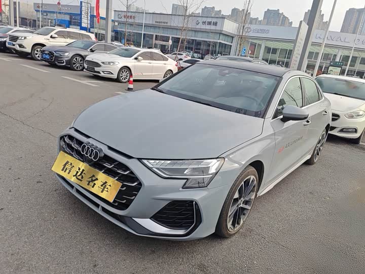 Audi A3 2025 2025款 A3L Limousine 35TFSI 飞驰尊享型