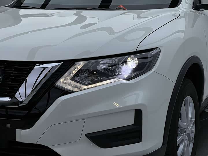Nissan X-Trail 2023 2023款 经典 2.0L 两驱智联舒享版