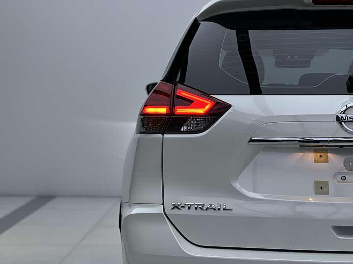 Nissan X-Trail 2023 2023款 经典 2.0L 两驱智联舒享版