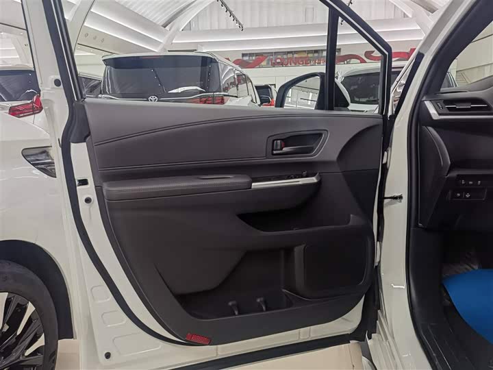 Toyota Granvia 2024 2024款 2.5L混动 舒适版