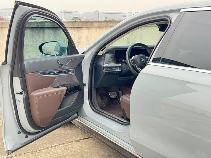 BMW 7 Series 2023 2023款 735Li M运动套装