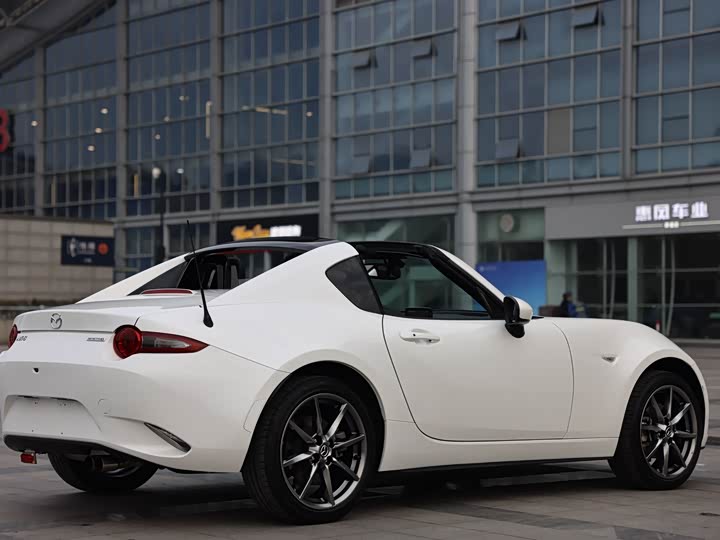 Mazda MX-5 2018 2018款 2.0L RF 珍珠白