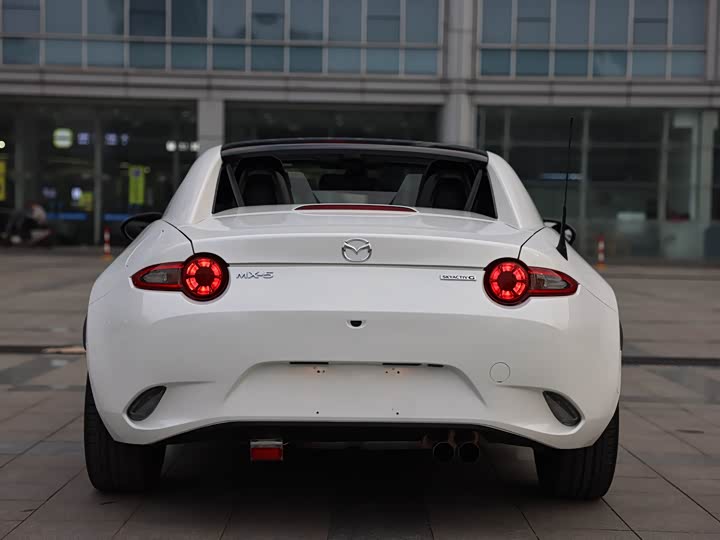 Mazda MX-5 2018 2018款 2.0L RF 珍珠白