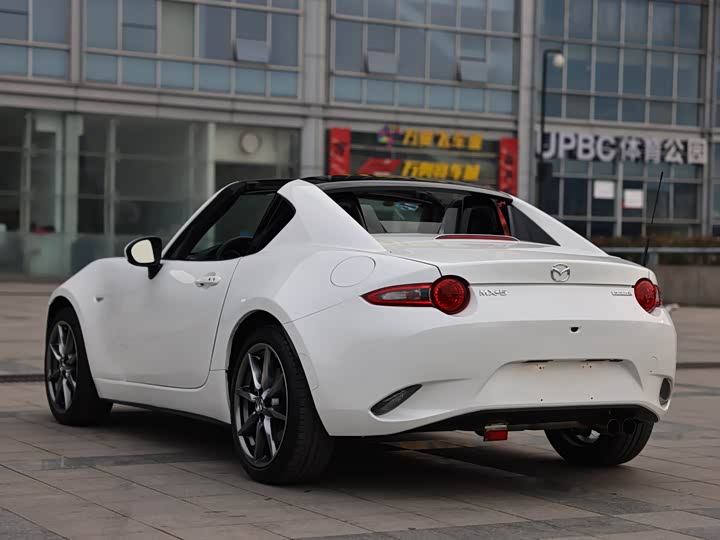 Mazda MX-5 2018 2018款 2.0L RF 珍珠白