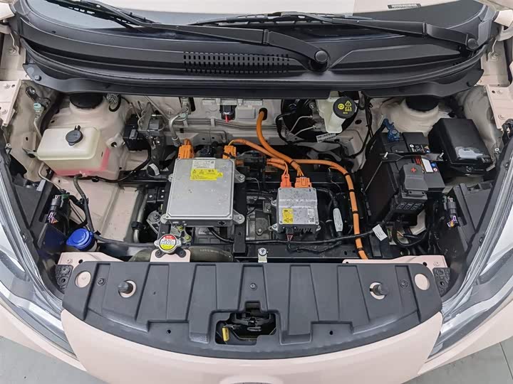 Changan BenBen E-Star 2021 2021款 国民版 多彩款 磷酸铁锂（31.86kWh）