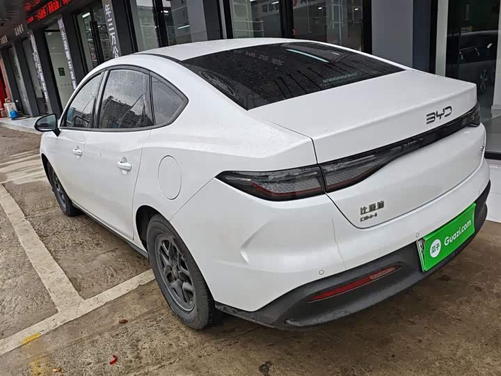 2025 BYD Seal 05 DM-i Hybrid