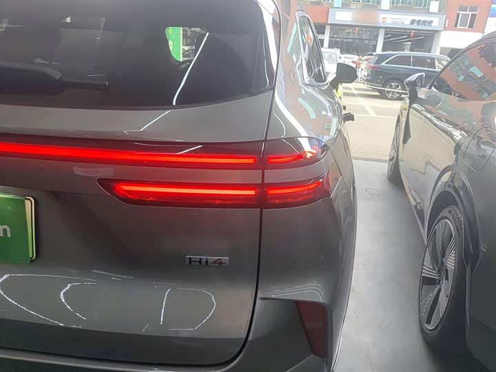 Wey Mocca Hybrid 2024 2024款 Hi4 四驱长续航版